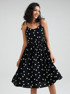 Off-the-shoulder dress with a polka dot print